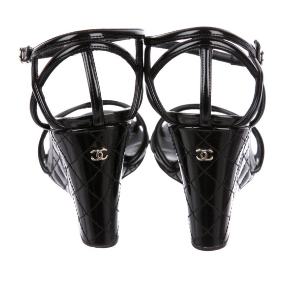 Chanel Patent Leather Peep Toe Wedge Sandals size 38.5 with Dust Bag - Picture 4 of 12